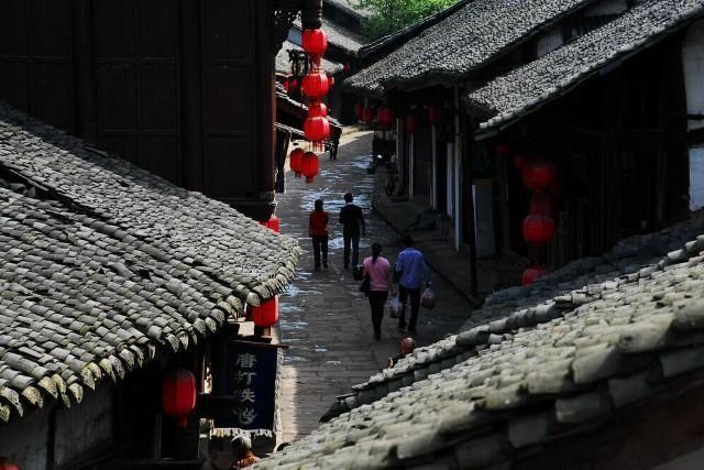 升空的愤怒奶奶